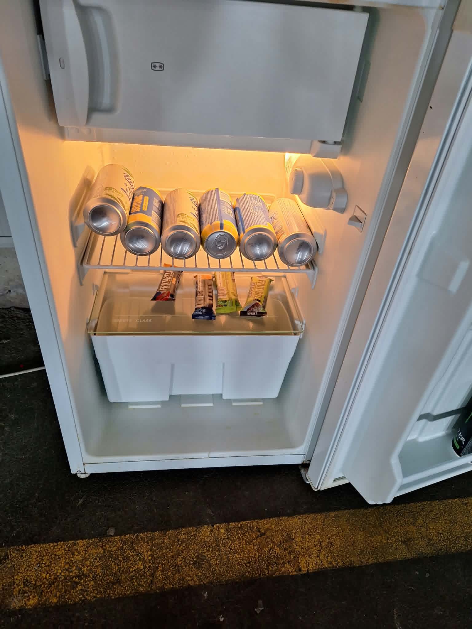 Založen hladilnik na terenu
